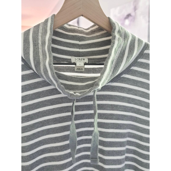 EUC J.Crew Thermal Sweatshirt Top - Large - Picture 9 of 9